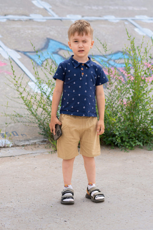 Basic Shirt with shorts